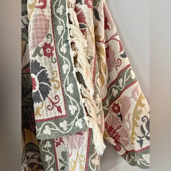 SALE Oversized Floral Tapestry Blanket Coat - Picture 2 of 7